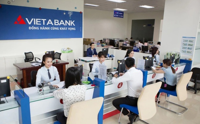 CTCP Rạng Đông thoái gần 11 triệu cổ phiếu VAB trong phiên giảm sàn, không còn là cổ đông lớn tại Ngân hàng Việt Á (VAB)